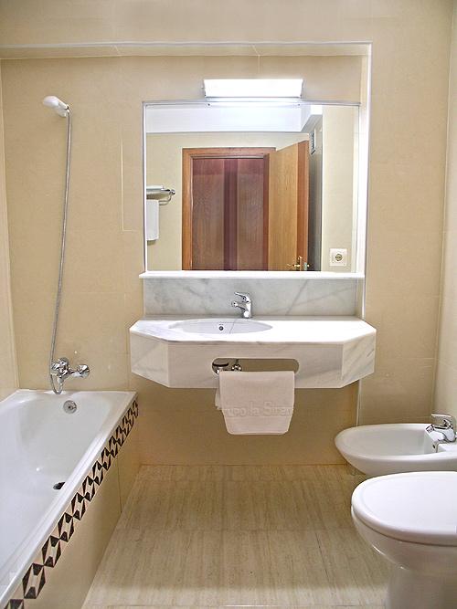 La Kiki Apartahotel